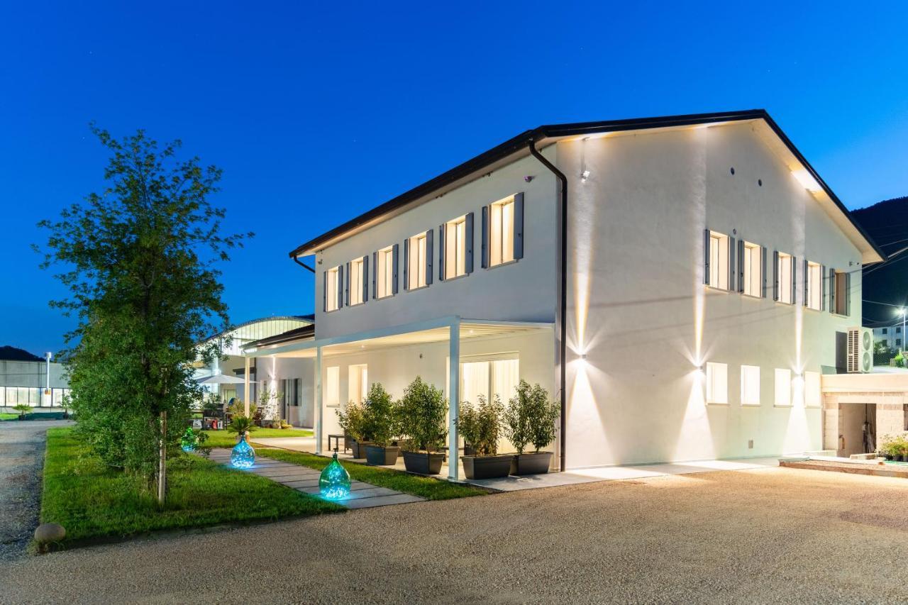 Tommyhouse Hotel Borso del Grappa Exterior foto